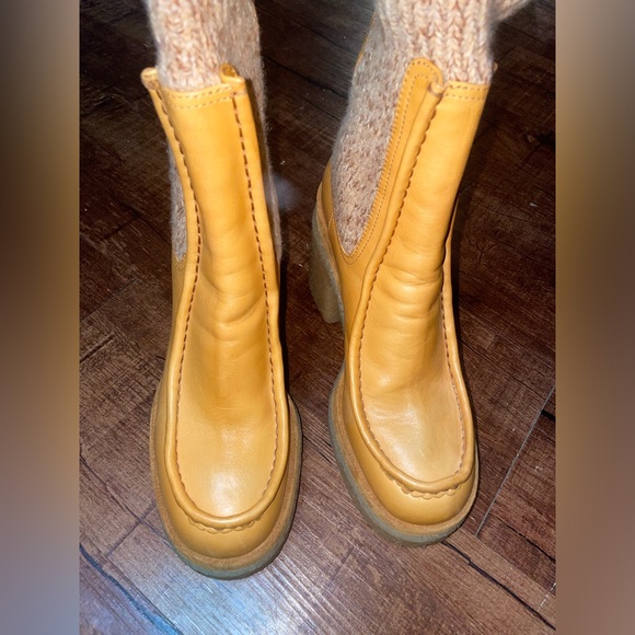 CHLOÉ
Jamie Platform Chelsea Boot - Picture 5 of 5